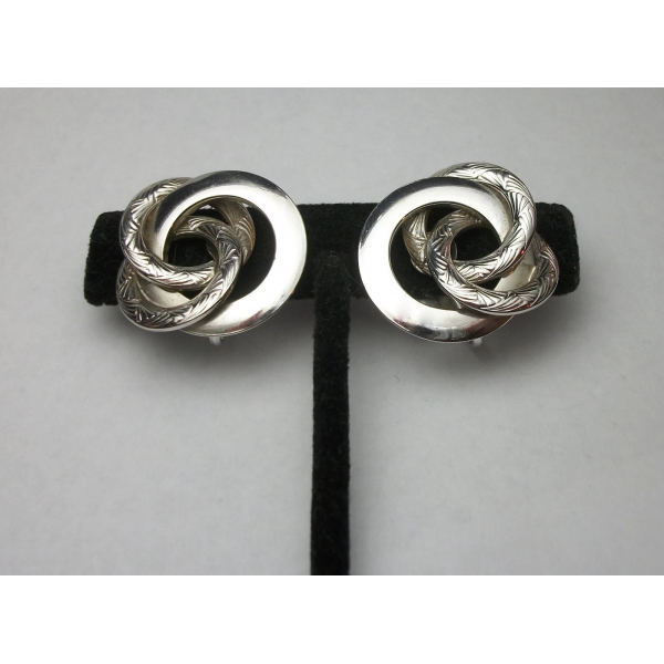 Vintage 1950s Signed Coro Silver Tone Entwined Circles Clip on Earrings ...