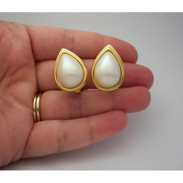 Vintage Monet Pearl Teardrop Clip on Earrings