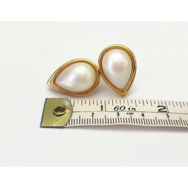 Vintage Monet Pearl Teardrop Clip on Earrings