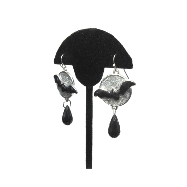 Flying Bat Dangle Earrings Halloween Black and Sparkly Silver Enamel Full Moon Goth Gothic Vampire Bat Drop Earrings Flying Bat Dangle Earrings Halloween Black Silver Enamel Full Moon Vampire Bat