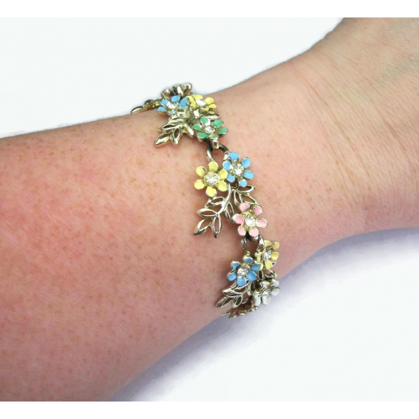 Vintage Pastel Enamel Flower Bracelet with Rhinestone Accents Gold Leaves 7 inch