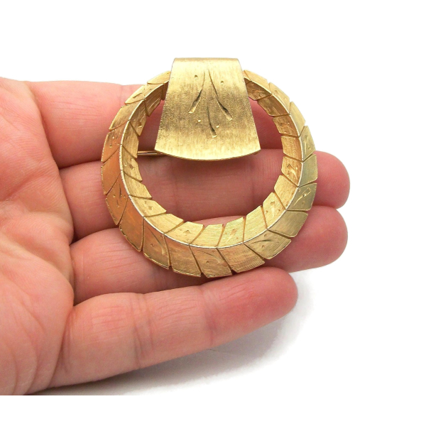 Vintage Brushed Gold Etched Circle Brooch Lapel in Signed Kramer Mid Century Vintage Brushed Gold Etched Circle Brooch Lapel in Signed Kramer Mid Century
