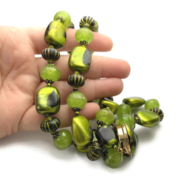 Vintage Green Apple and Black Beaded Necklace 1950s 50s Made in Hong Kong