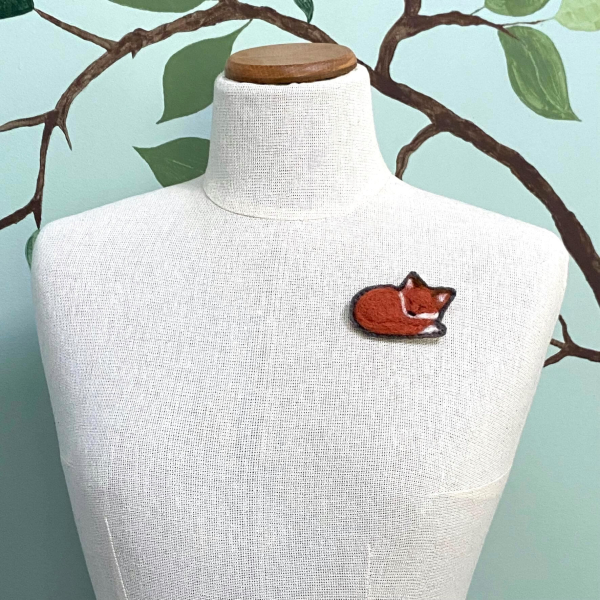 Needle Felted Fox Brooch Felt and Wool Fox Lapel Pin Handstitched Needle Felted Fox Brooch Felt and Wool Fox Lapel Pin Handstitched