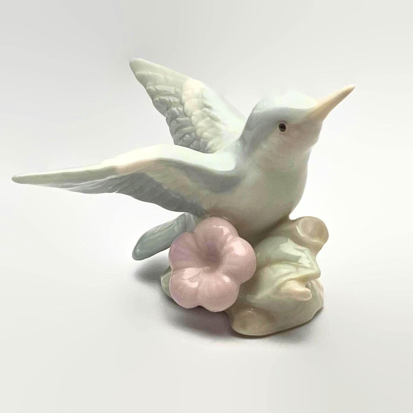 Vintage Porcelain Hummingbird Figurine George Good Made in Taiwan 1980s Bird