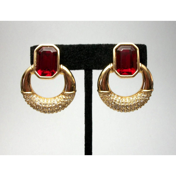Vintage Swarovski Ruby Garnet Red Clip on Earrings Doorknocker Pave Crystal Gold