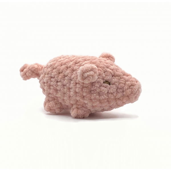 Amigurumi Crochet Pig Soft Chunky Yarn 6 inches long Piggy Plushie Desk Buddy