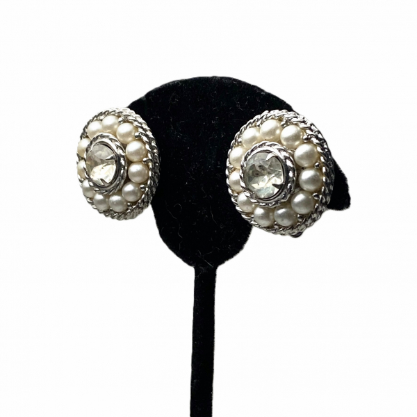 Vintage Sarah Coventry Silver Pearl Clip on Earrings with Clear Rhinestones
