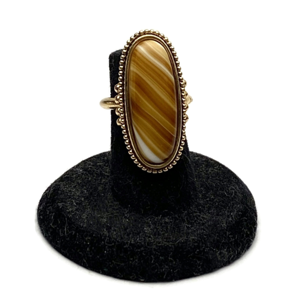 Vintage Avon 1978 Shimmering Sands Agate Ring Gold Hidden Adjustable Band Size 6 to 7 Long Oval Vintage Avon 1978 Shimmering Sands Agate Ring Gold Adjustable Band Size 6 to 7