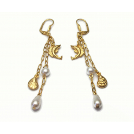 Vintage Sailfish and Oyster Shell Pearl Drop Earrings Long 3 1/2 inch Gold Nautical Beach Dangle Earrings for Pierced Ears Vintage Sailfish and Oyster Shell Pearl Drop Earrings Long 3 1/2 inch Gold