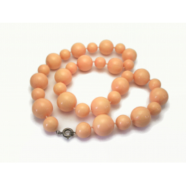 Vintage Peach Beaded Necklace 18 inch Chunky Acrylic Plastic Beads