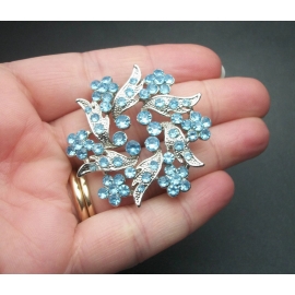 Vintage Silver Tone and Blue Rhinestone Floral Wreath Brooch Lapel Pin