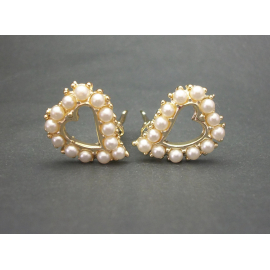 Vintage Pearl Heart Shaped Clip on Earrings Openwork Heart Gold with Faux Pearls