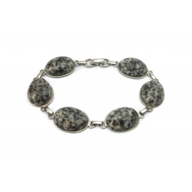 Vintage Speckled Black and Grey Stone Cabochon Bracelet   Silver Tone Oval Chain Link 7.5 inch Panel Bracelet  Vintage Jewelry Vintage Speckled Black and Grey Stone Cabochon Bracelet Silver Tone Oval Chain