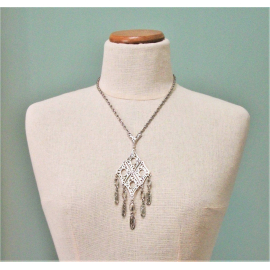 Large vintage silver medallion pendant neckace