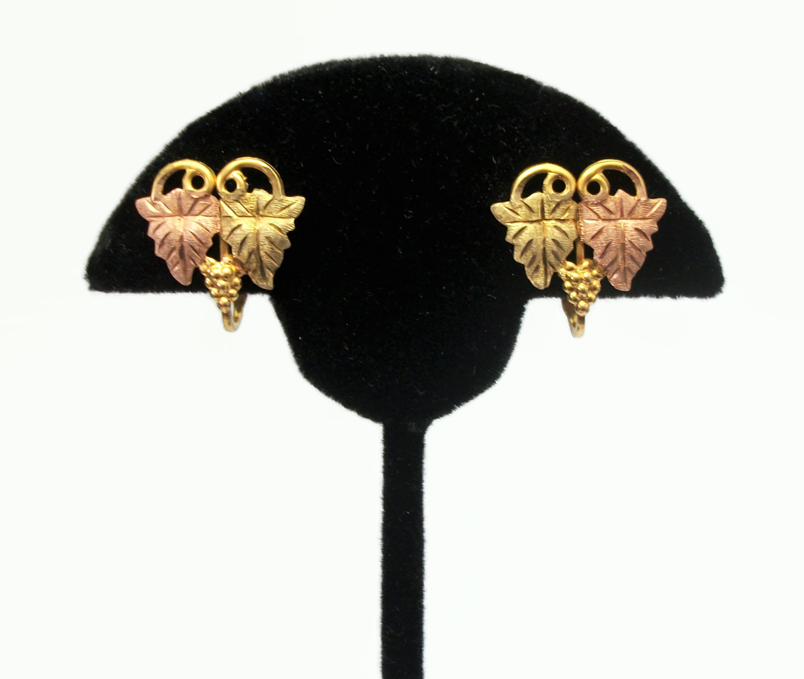 Vintage black cheap hills gold earrings