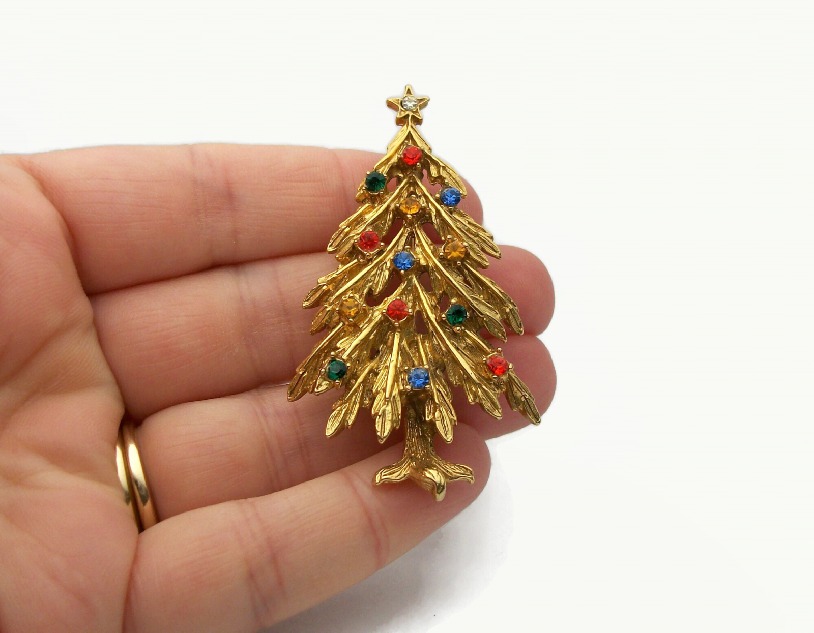 Vintage Signed ART Gold Rhinestone Christmas Tree Brooch Lapel Pin