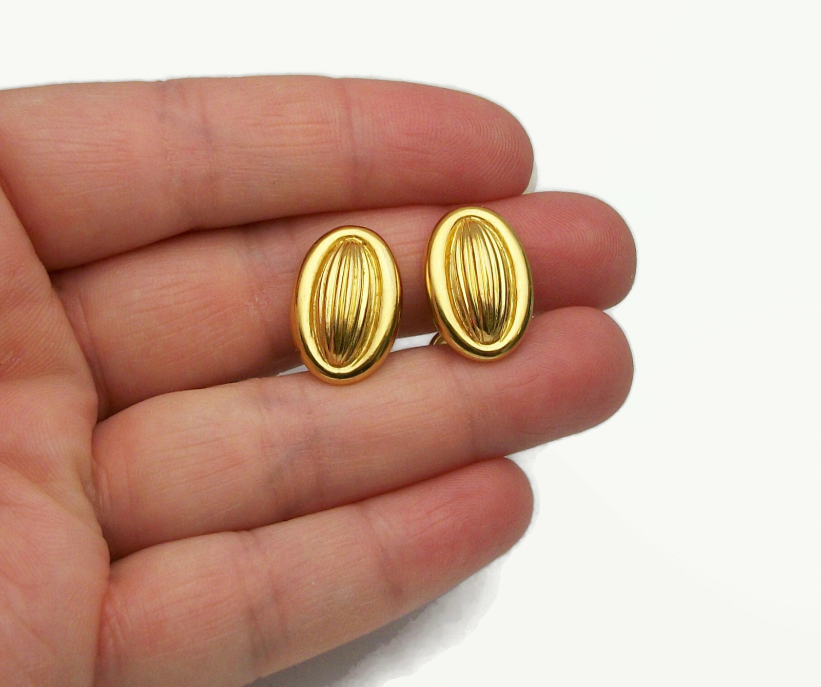 Vintage Crown Trifari Gold Clip on Earrings Small Oval Ribbed Design