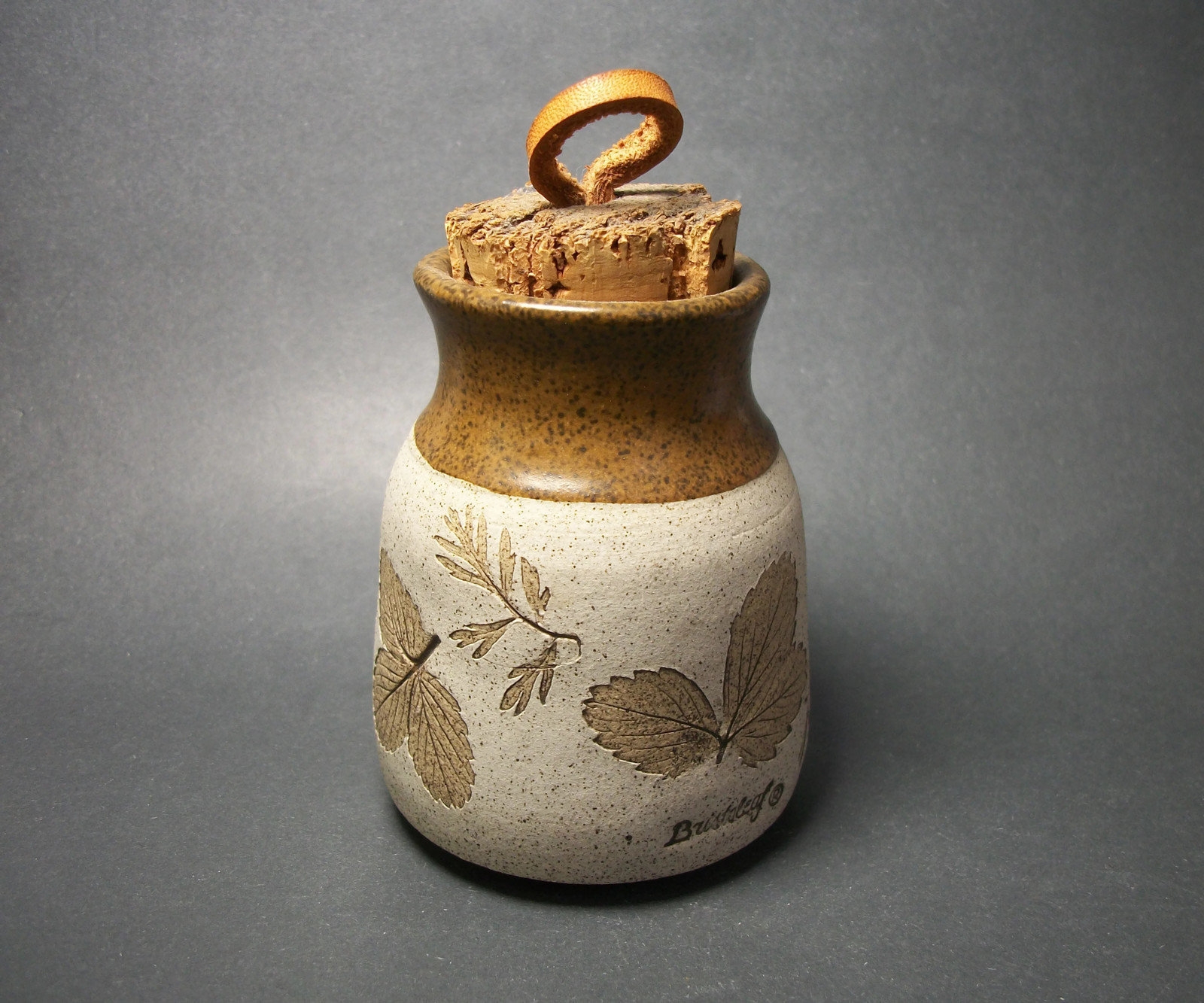 Vintage Wizard of Clay Bristoleaf Pottery Bud Vase Leaf Print Tan