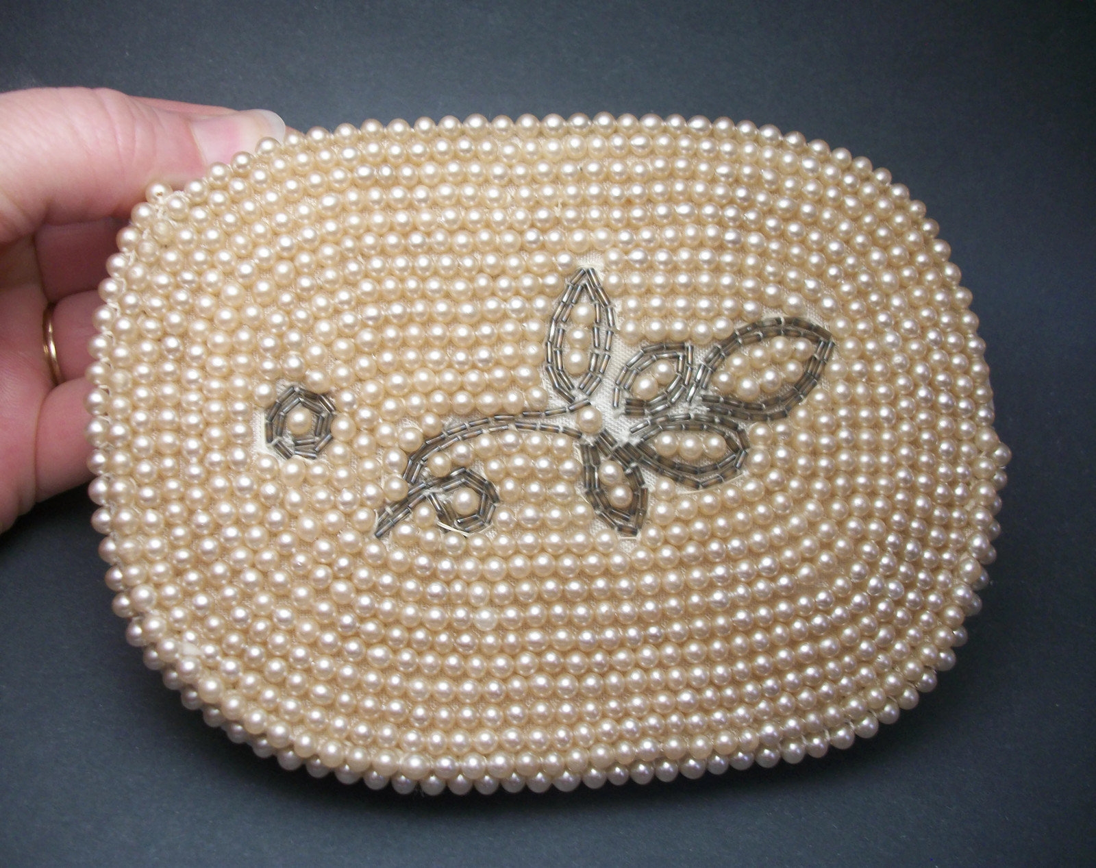 Vintage 1950s Made in Japan Faux Pearl Beaded Clutch 50s Formal Small  Evening Bag with Floral Bead Design 5 5/8 x 4 x 3/4