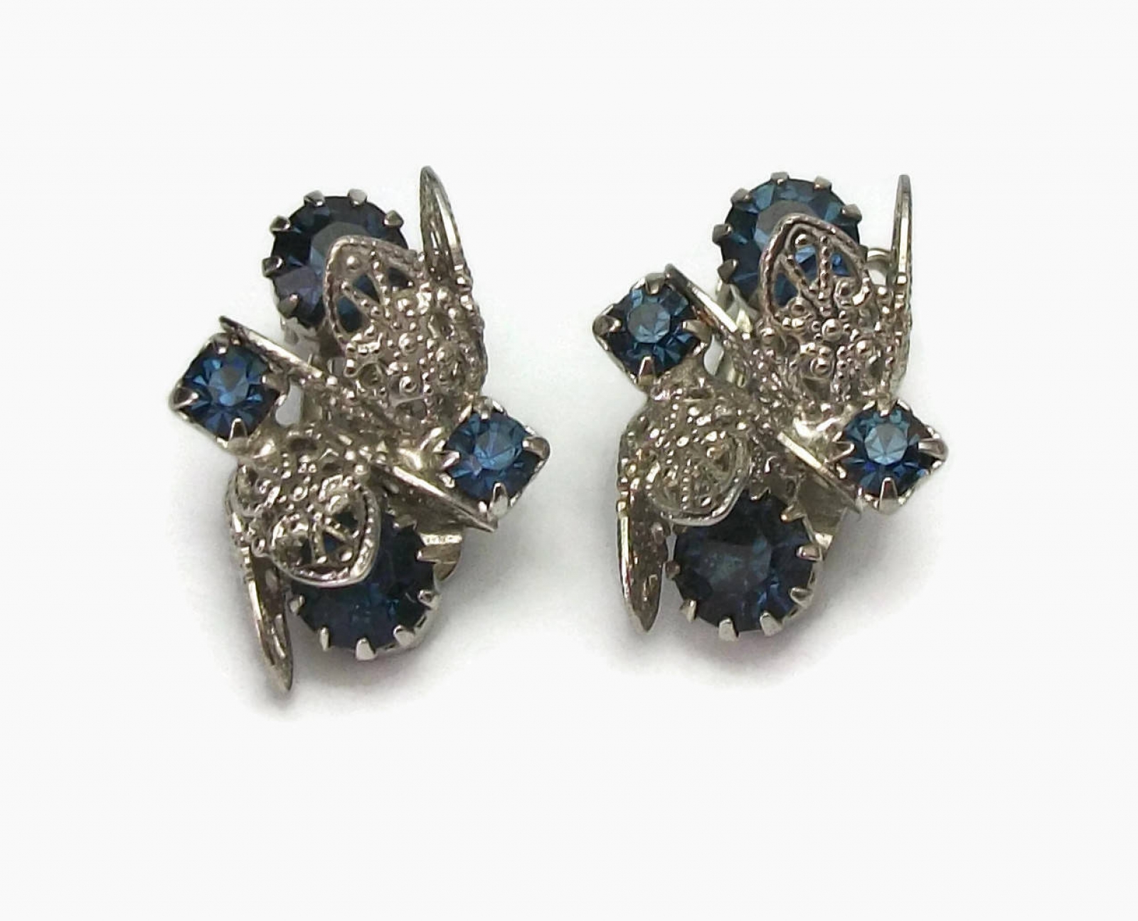 Vintage Silver Tone Filigree Navy Blue Rhinestone Clip on Earrings
