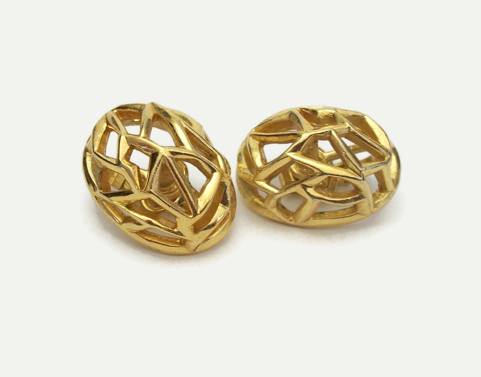 Vintage Crown Trifari Clip On Earrings Gold Tone Openwork Oval Domes ...