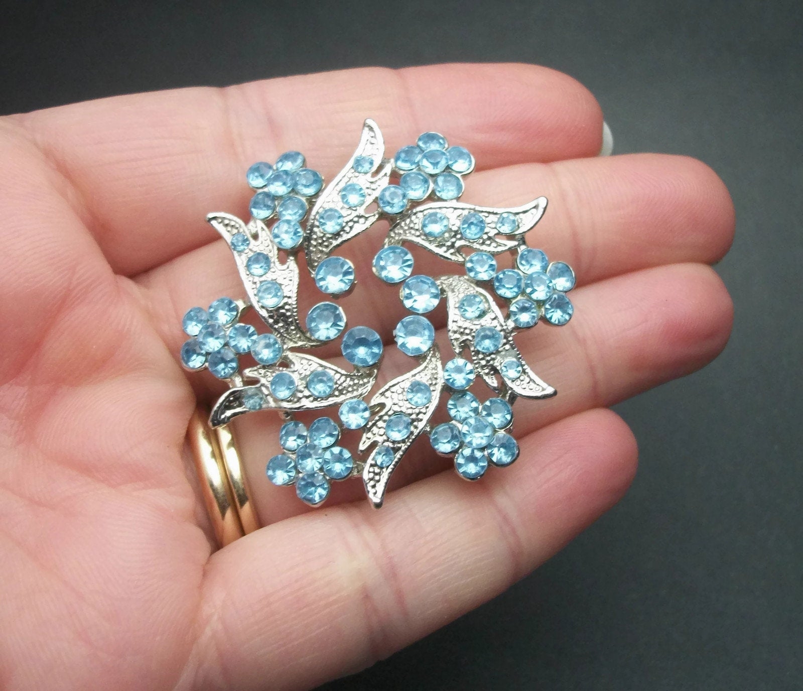 Vintage Silver and Blue Rhinestone Floral Wreath Brooch Lapel Pin