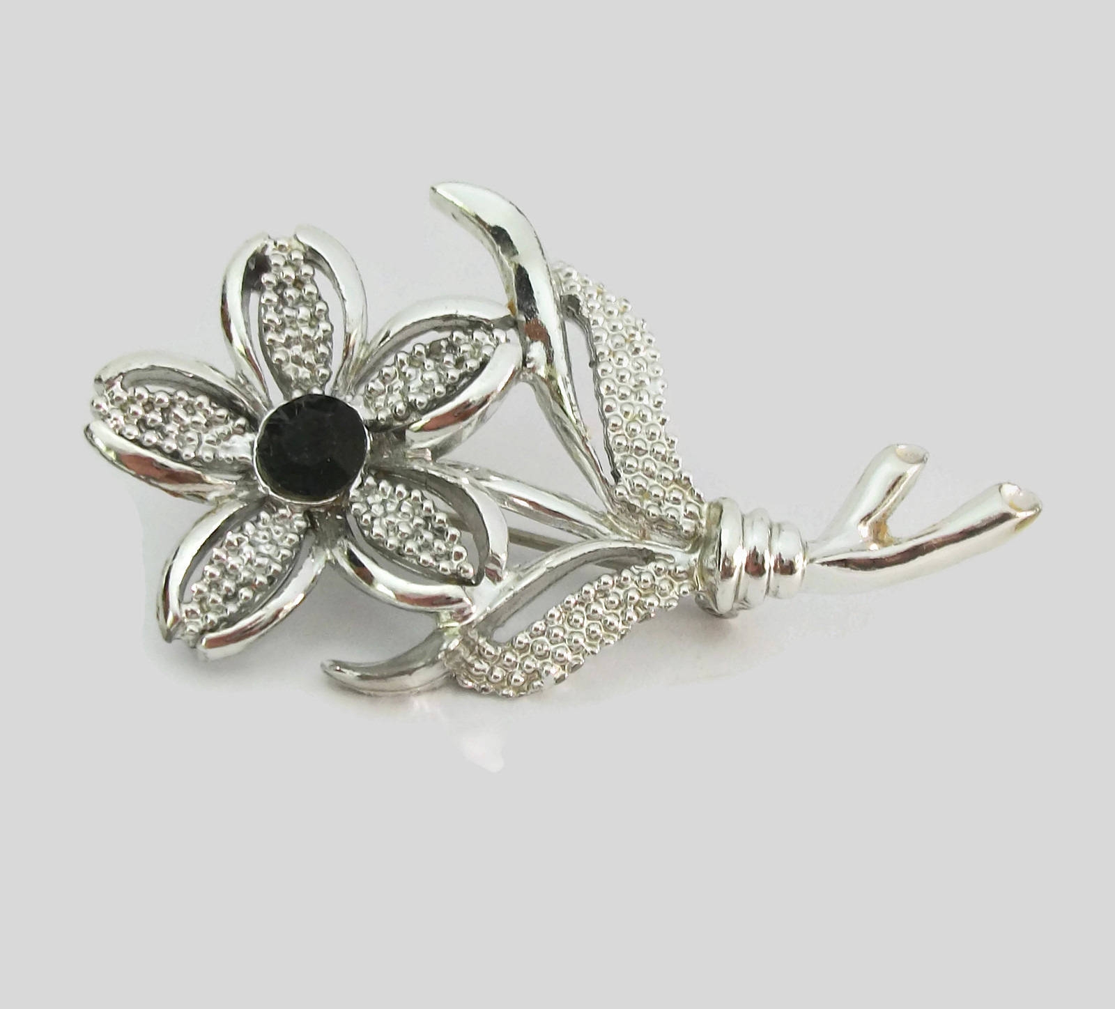 Sarah co brooch best sale