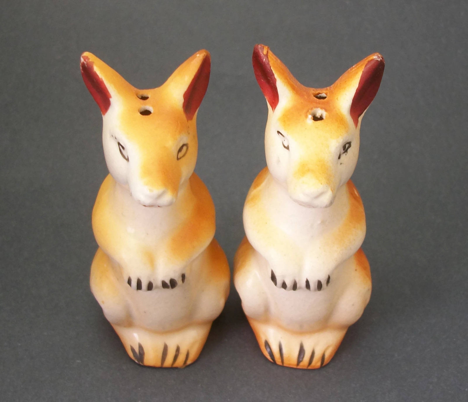 Vintage 1950s Ceramic Kangaroo Salt and Pepper Shakers Made in Japan