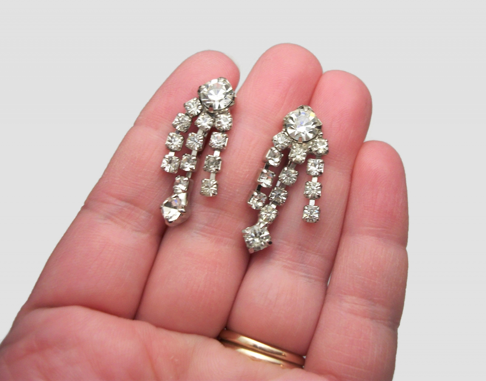 Vintage Clear Crystal Dangle Screw Back Clip on Earrings Formal
