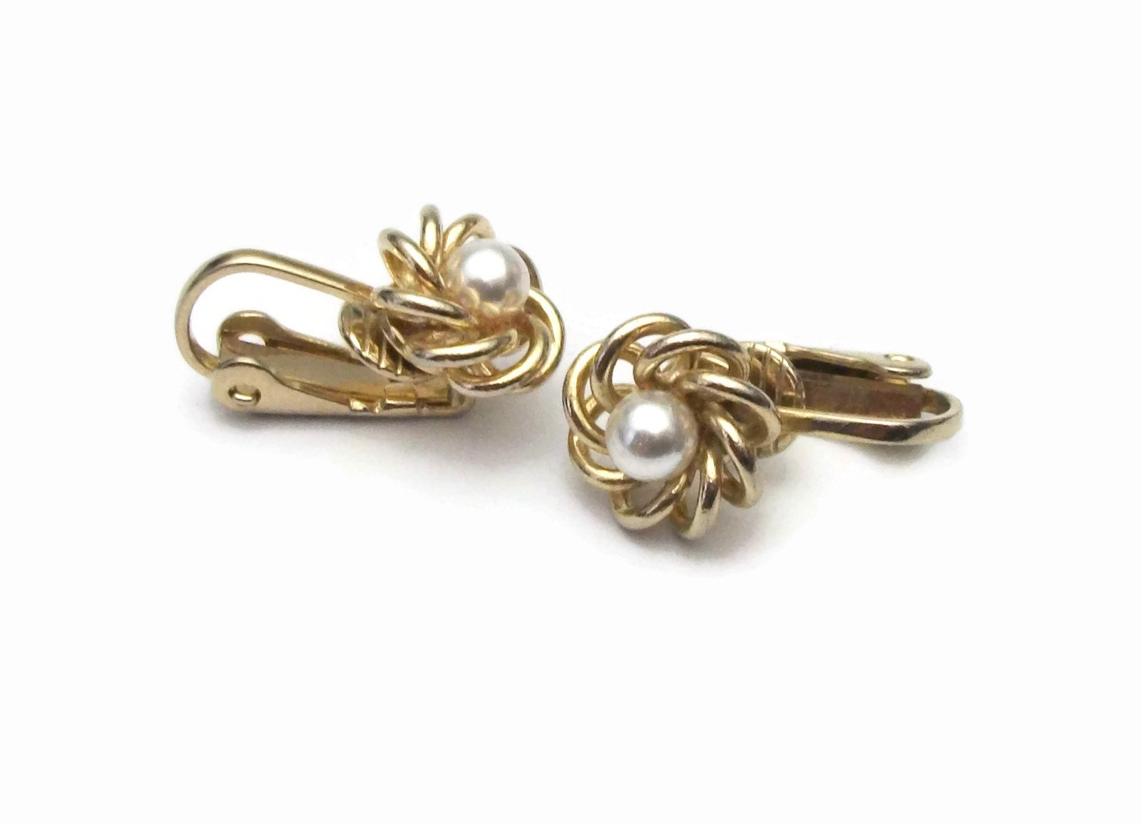 Vintage Dainty Gold Tone Faux Pearl Clip on Earrings Tiny Pearl