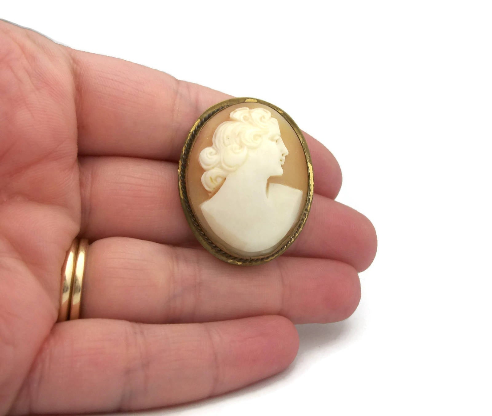 Cameo brooch necklace clearance