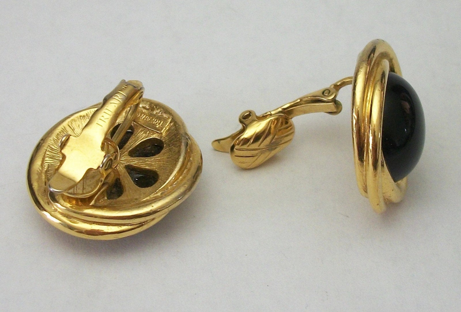 Vintage Trifari Black and Gold Clip on Earrings Signed Trifari Jewelry