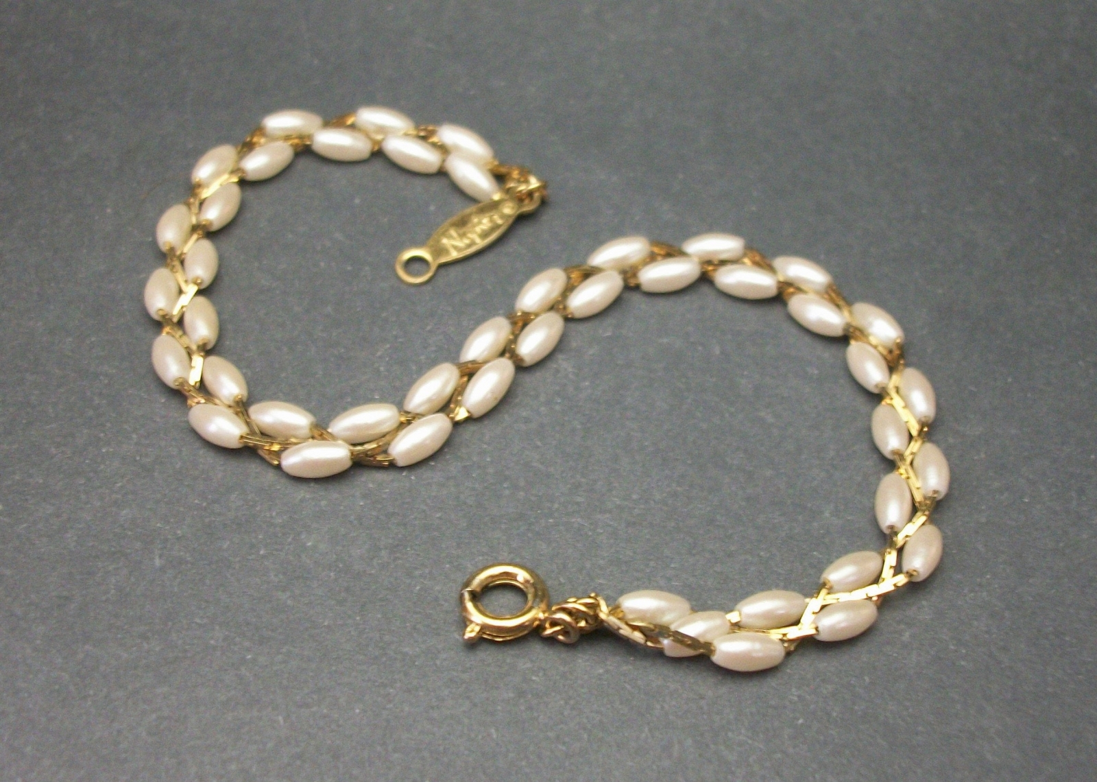 Vintage Napier Bracelet Braided Gold Tone Faux Pearl Beads 7.25