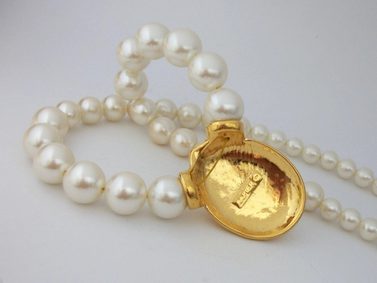 Vintage 1950s Napier Gold Lucite Moonglow Tropicana Fruit Salad Charm  Bracelet – Georgie's NYC