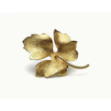 Vintage Gold Leaf Brooch Lapel Pin Textured Gold Metal Detailed Autumn Fall Leaf Pin