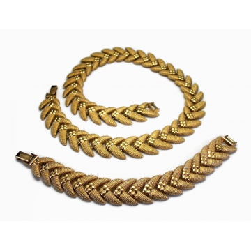 Vintage Bracelet and Necklace Set Gold Tone Metal Women's Size 7 inch Bracelet and 18 inch Necklace Demi Parure