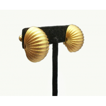 Vintage Napier Gold Ribbed Oval Dome Clip on Earrings with Adjustable Screws Signed Jewelry