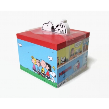 Peanuts Comics Themed Wood Box Snoopy Charlie Brown Woodstock Lucy Linus Sally 2015 Peanuts Worldwide LLC Wooden Novelty Trinket Box