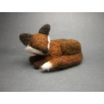 Needle Felted Fox  Small Needlefelted Sleeping Sleepy Fox Soft Sculpture  Handmade Needle Felt Woodland Animal