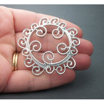 Vintage 1971 Sarah Coventry "Silvery Mist" Silver Tone Wreath Brooch Circle Pin Shawl Sweater Lapel Pin Openwork Swirl Brooch 1970s