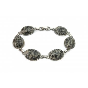 Vintage Speckled Black and Grey Stone Cabochon Bracelet   Silver Tone Oval Chain Link 7.5 inch Panel Bracelet  Vintage Jewelry