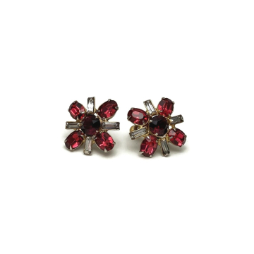 Vintage Garnet and Ruby Red Crystals and Clear Baguettes Screw Back Clip on Earrings 1950s Red Rhinestone Earrings Gold Foil Backed Stones