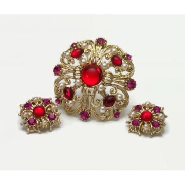 Vintage Purple Crystals Red Glass Cabochons Faux Pearls Gold Tone Brooch Clip On Earrings Set   Ornate Openwork Rhinestone Pin & Clip Ons
