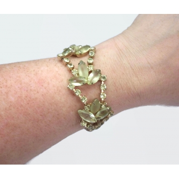 Vintage Juliana D&E Delizza and Elster Peridot or Citrine Rhinestone Bracelet Size 7 1/4" Long  Mid Century Designer Jewelry