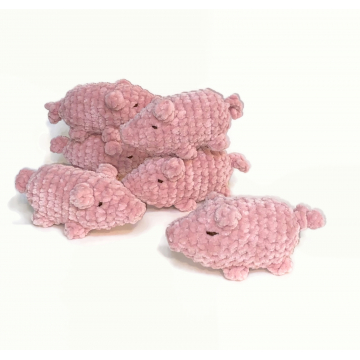 Amigurumi Crochet Pig Soft Chunky Yarn 6 inches long Piggy Plushie Softie Stuffed Animal Pocket Pig Desk Buddy