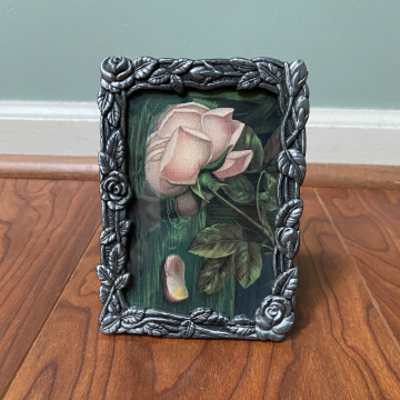 Vintage Pewter Floral Picture Frame for 3.5" x 5" photos Easel Back Tabletop Rose Motif Roses Metal